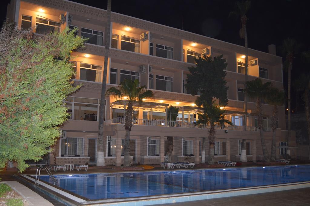 Lades Hotel Silifke Exterior foto